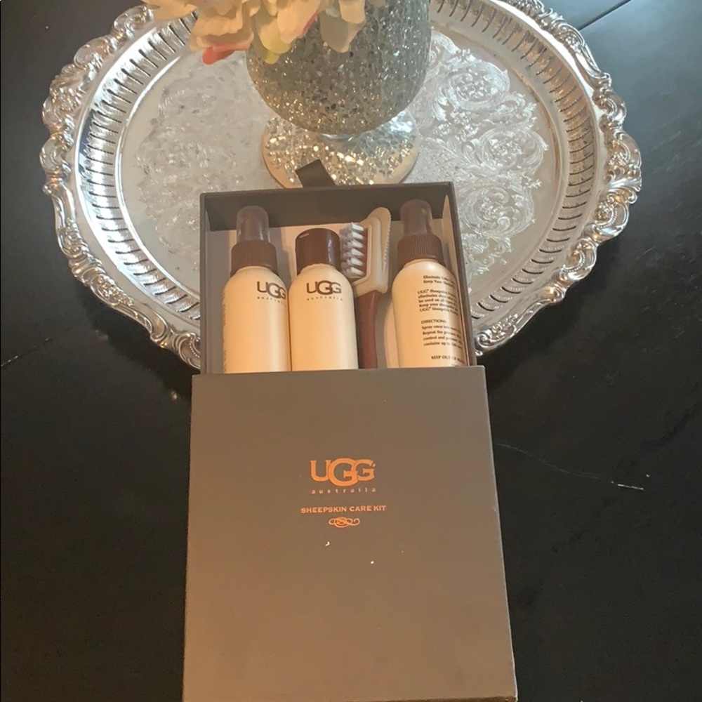 UGG Sheepskin care kit